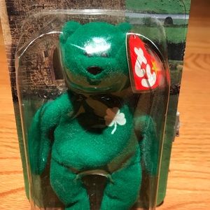 McDonalds collection mini Erin the Bear beaniebaby